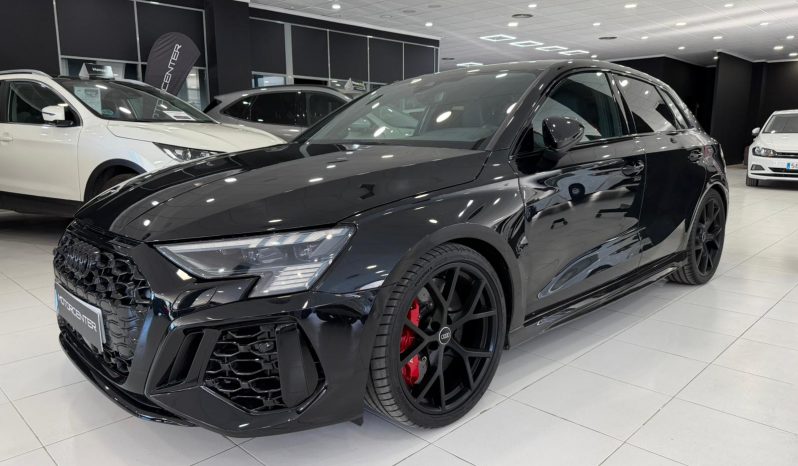 
								AUDI A3 RS3 Sedan TFSI quattro S tronic completo									