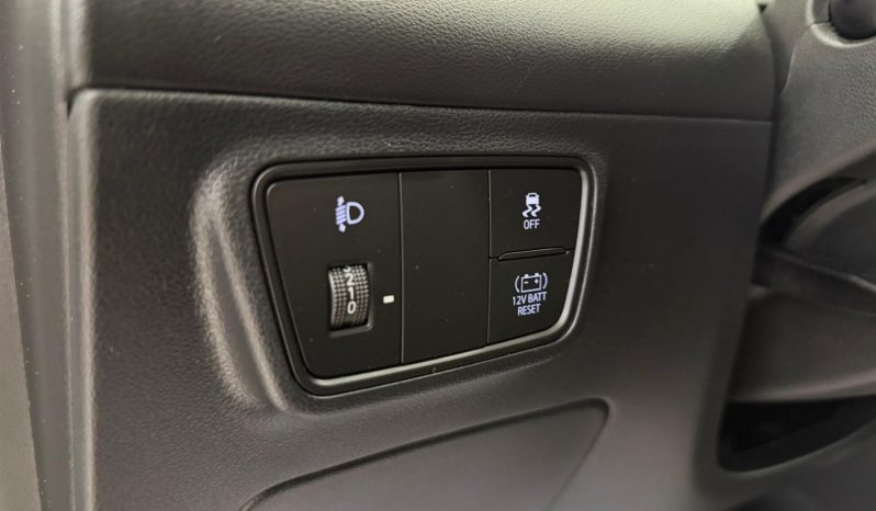 
								HYUNDAI Tucson 1.6 TGDI HEV Maxx Sky Auto completo									