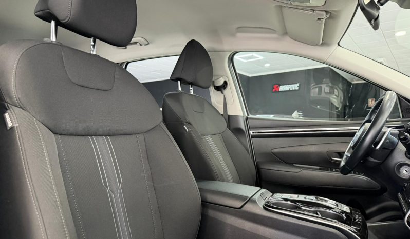 
								HYUNDAI Tucson 1.6 TGDI HEV Maxx Sky Auto completo									