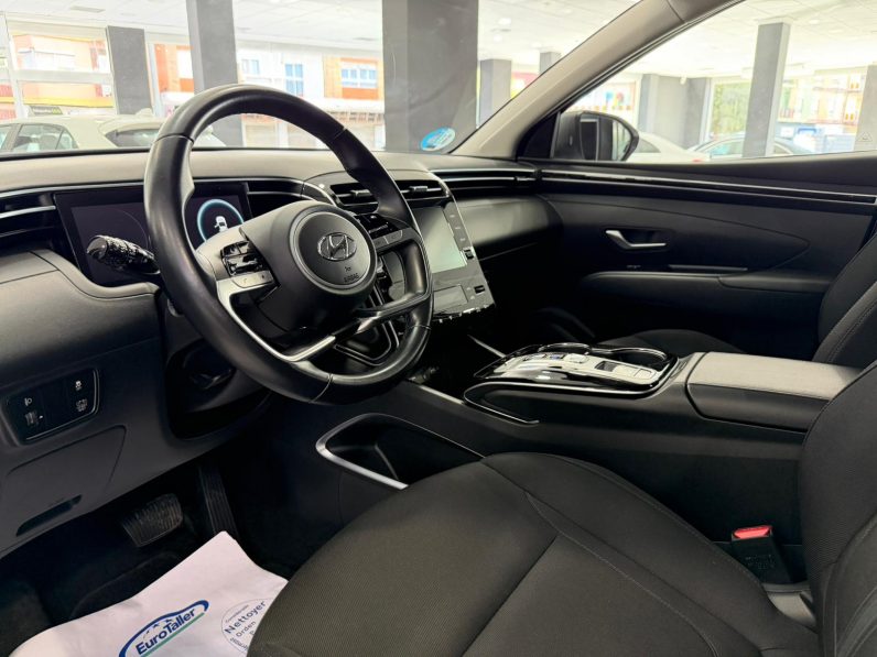 
								HYUNDAI Tucson 1.6 TGDI HEV Maxx Sky Auto completo									