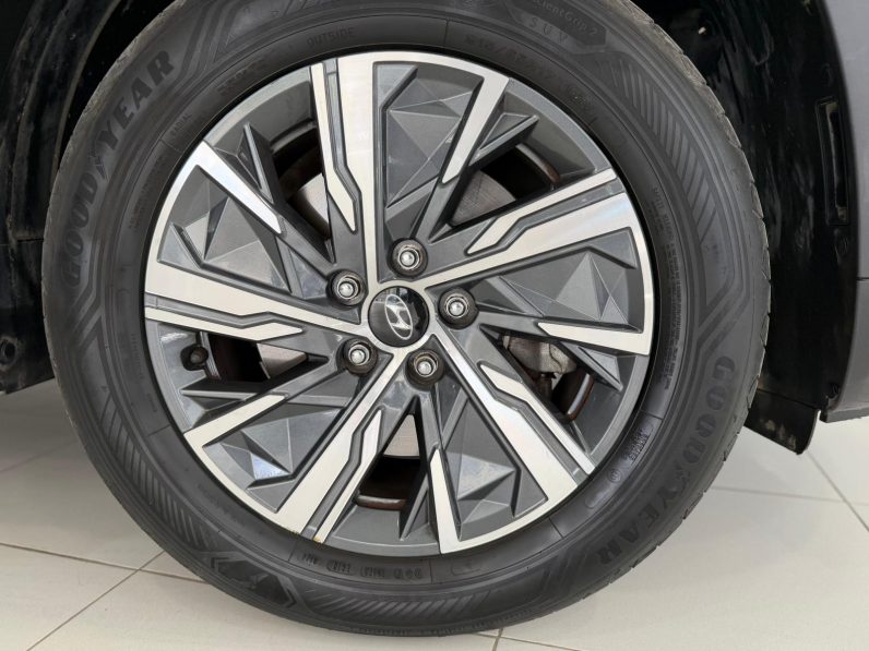 
								HYUNDAI Tucson 1.6 TGDI HEV Maxx Sky Auto completo									