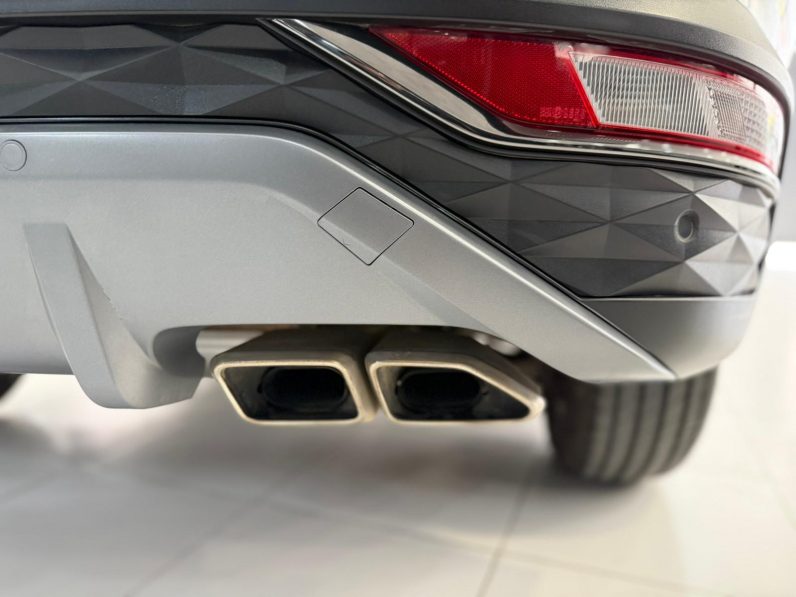 
								HYUNDAI Tucson 1.6 TGDI HEV Maxx Sky Auto completo									