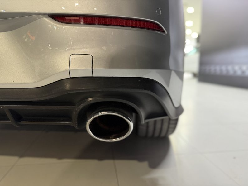 
								VOLKSWAGEN Golf GTI Clubsport 2.0 TSI DSG completo									