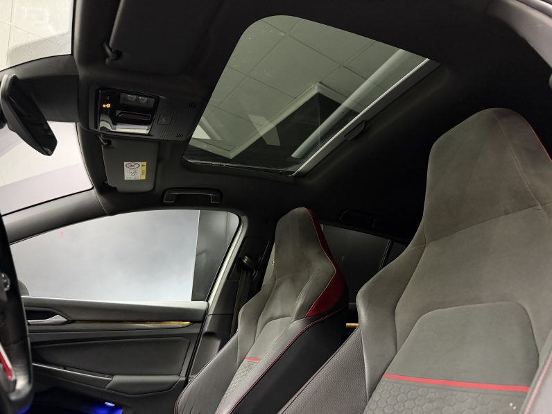 
								VOLKSWAGEN Golf GTI Clubsport 2.0 TSI DSG completo									