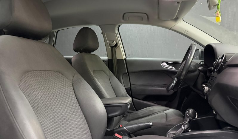 
								AUDI A1 Sportback 1.0 TFSI 95CV Adrenalin completo									