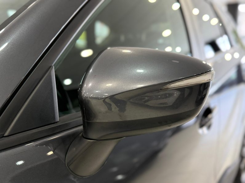 
								MAZDA CX-5 2.2 DE 4WD Luxury completo									