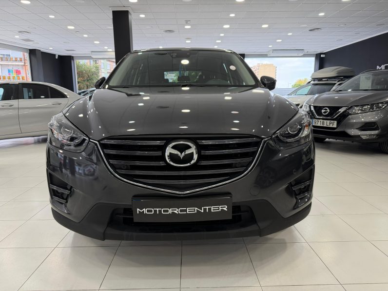 
								MAZDA CX-5 2.2 DE 4WD Luxury completo									