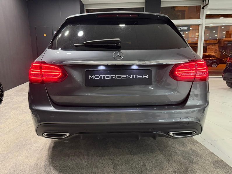 
								MERCEDES-BENZ Clase C C200 Estate completo									