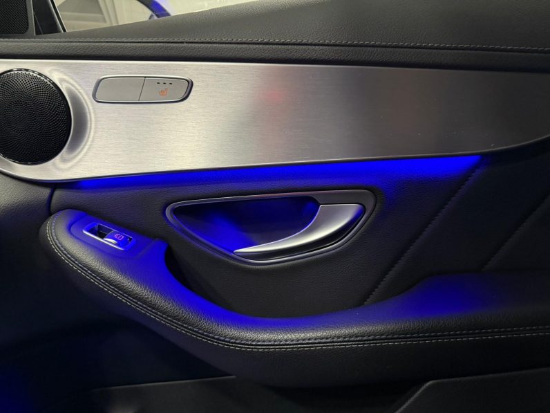 
								MERCEDES-BENZ Clase C C200 Estate completo									