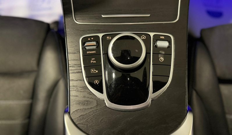 
								MERCEDES-BENZ Clase C C200 Estate completo									