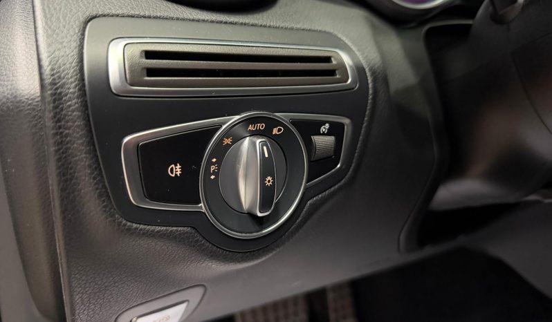 
								MERCEDES-BENZ Clase C C200 Estate completo									