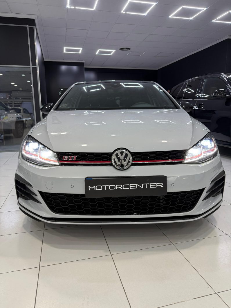 
								VOLKSWAGEN Golf GTI Performance 2.0 TSI 245CV DSG completo									