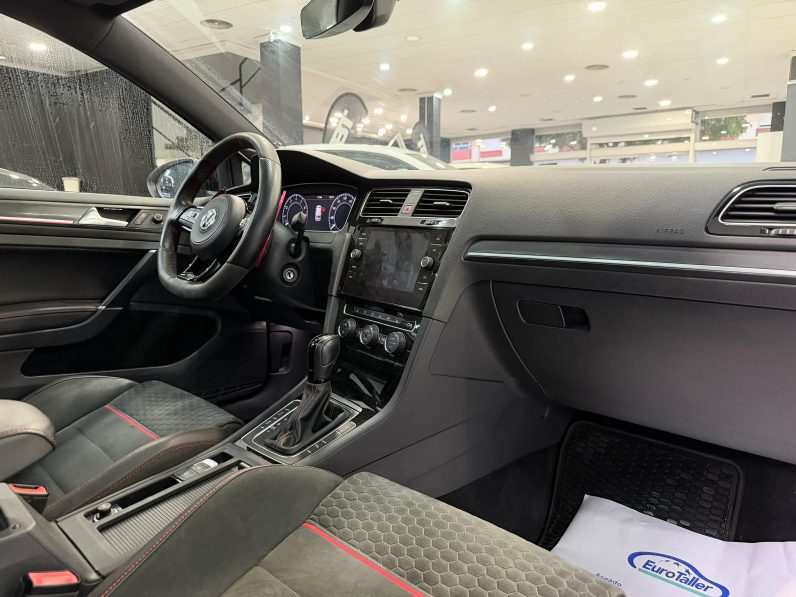 
								VOLKSWAGEN Golf GTI Performance 2.0 TSI 245CV DSG completo									