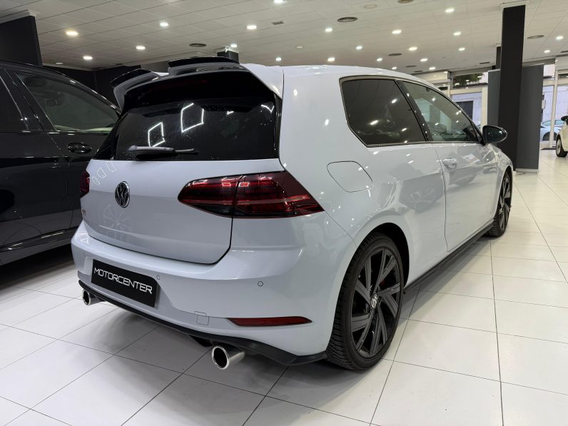 
								VOLKSWAGEN Golf GTI Performance 2.0 TSI 245CV DSG completo									