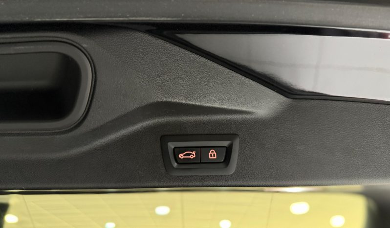 
								BMW X5 xDRIVE30d completo									