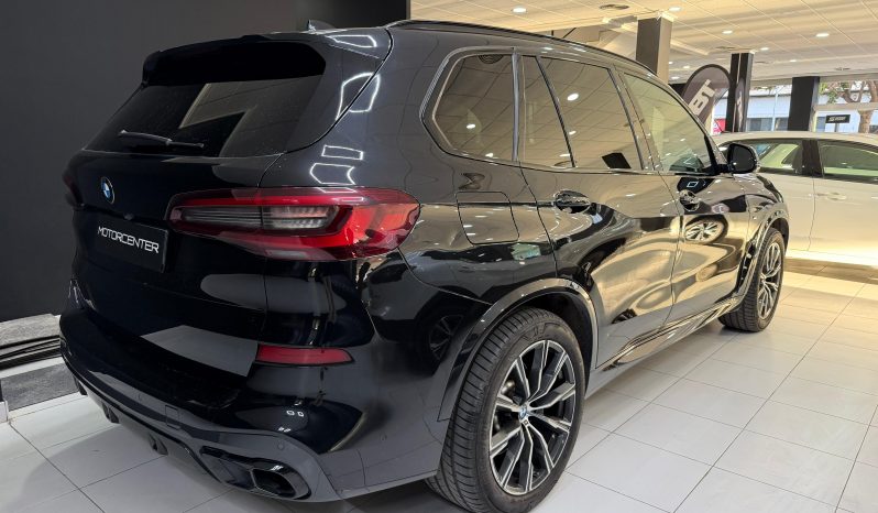 
								BMW X5 xDRIVE30d completo									