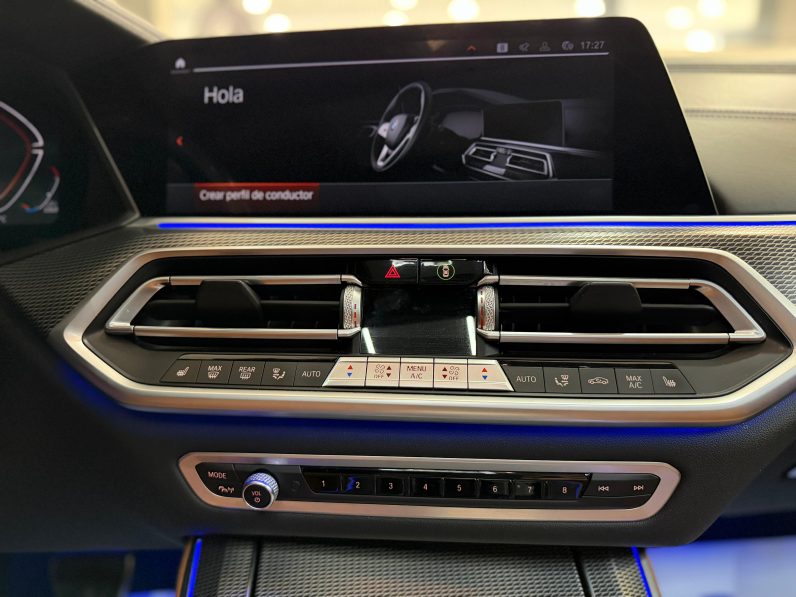 
								BMW X5 xDRIVE30d completo									