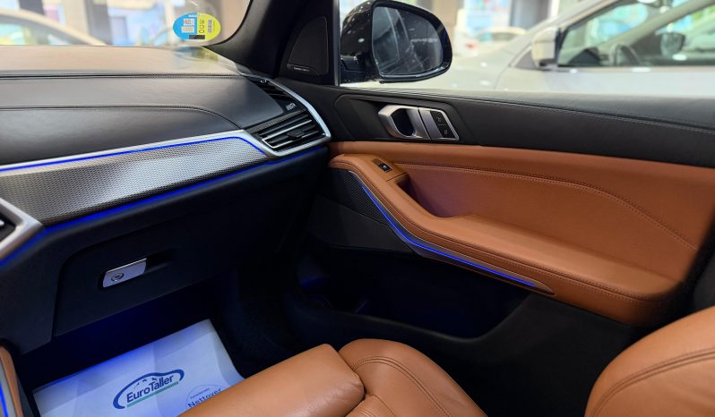 
								BMW X5 xDRIVE30d completo									