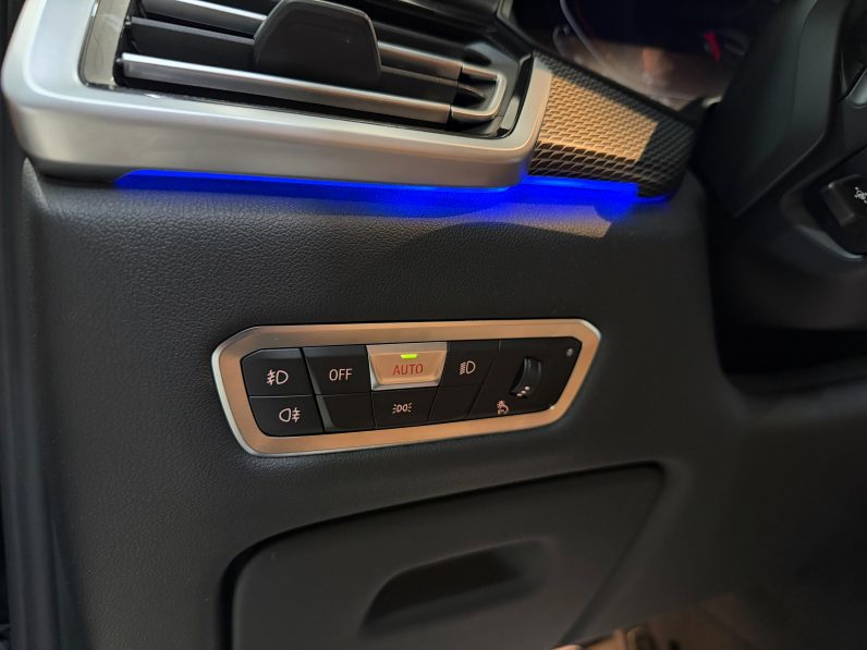 
								BMW X5 xDRIVE30d completo									