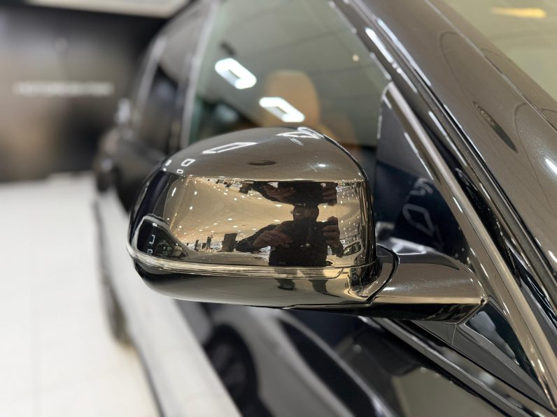 
								BMW X5 xDRIVE30d completo									