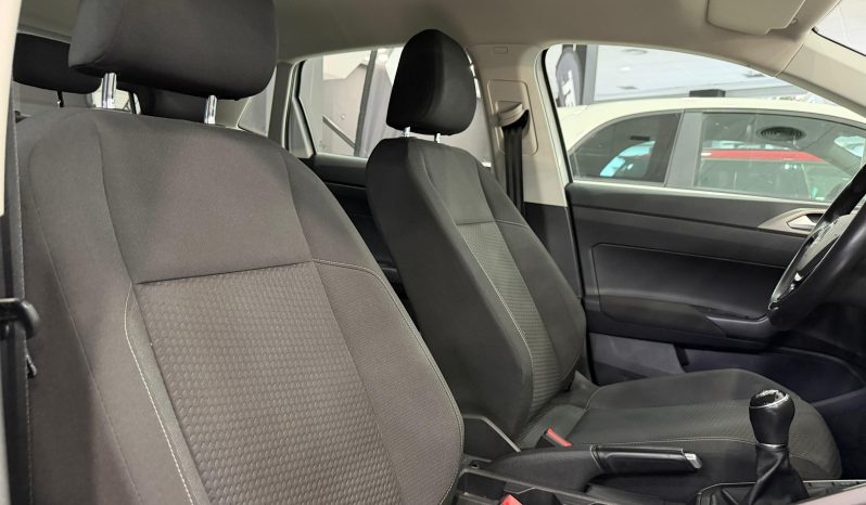 
								VOLKSWAGEN Polo Life 1.0 TSI completo									