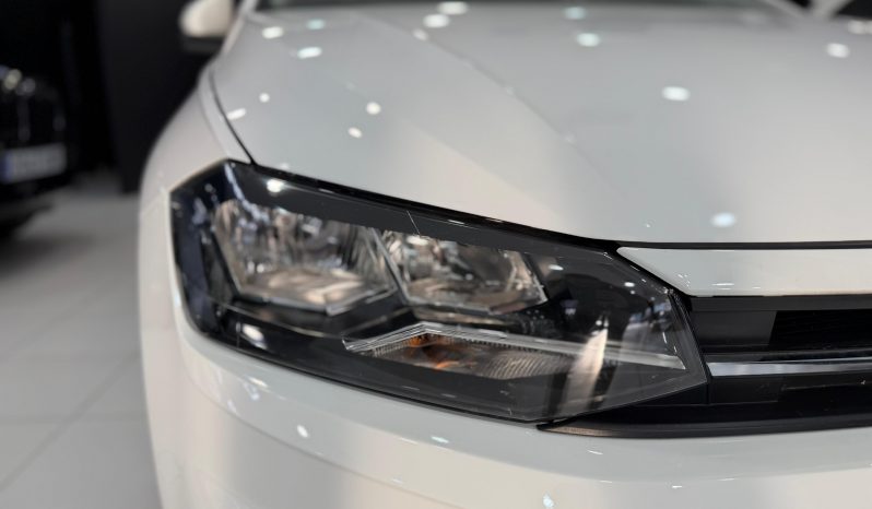 
								VOLKSWAGEN Polo Life 1.0 TSI completo									
