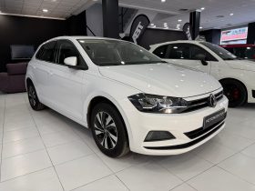 VOLKSWAGEN Polo Life 1.0 TSI
