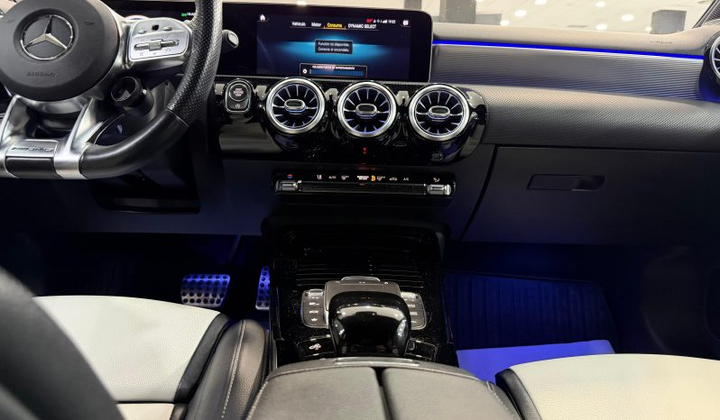 
								MERCEDES-BENZ Clase A MercedesAMG A 35 4MATIC completo									