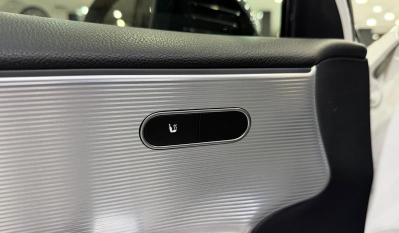 
								MERCEDES-BENZ Clase A MercedesAMG A 35 4MATIC completo									