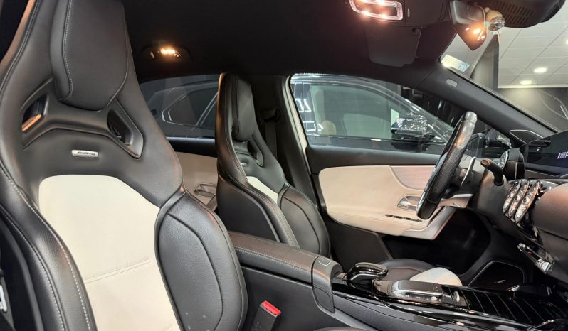 
								MERCEDES-BENZ Clase A MercedesAMG A 35 4MATIC completo									