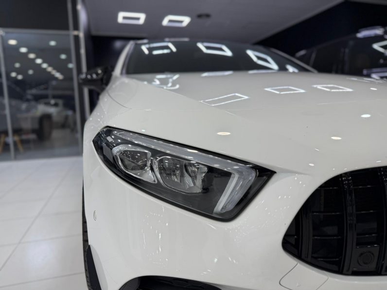 
								MERCEDES-BENZ Clase A MercedesAMG A 35 4MATIC completo									