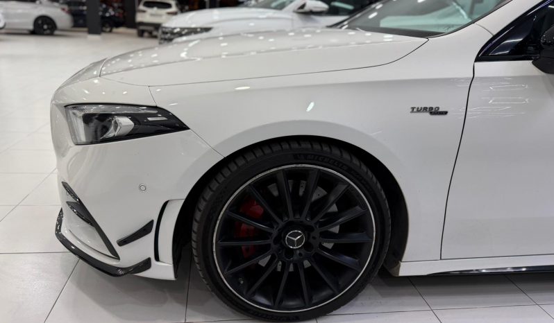 
								MERCEDES-BENZ Clase A MercedesAMG A 35 4MATIC completo									