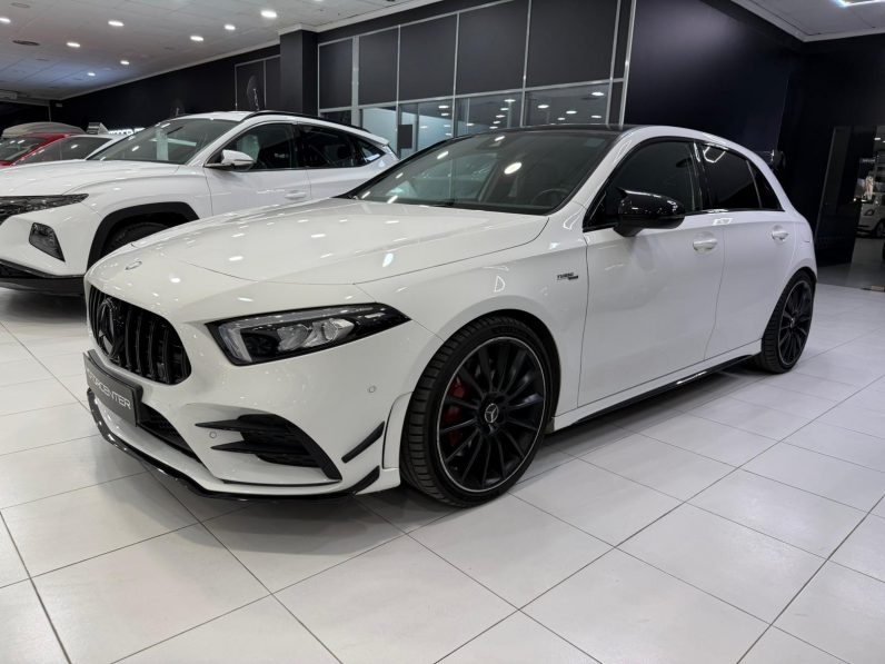 
								MERCEDES-BENZ Clase A MercedesAMG A 35 4MATIC completo									