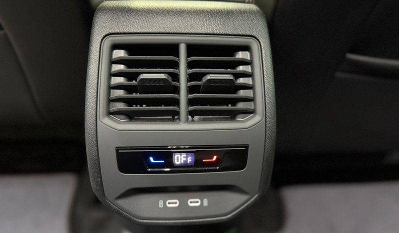 
								CUPRA Formentor 1.5 eTSI 150 CV DSG completo									