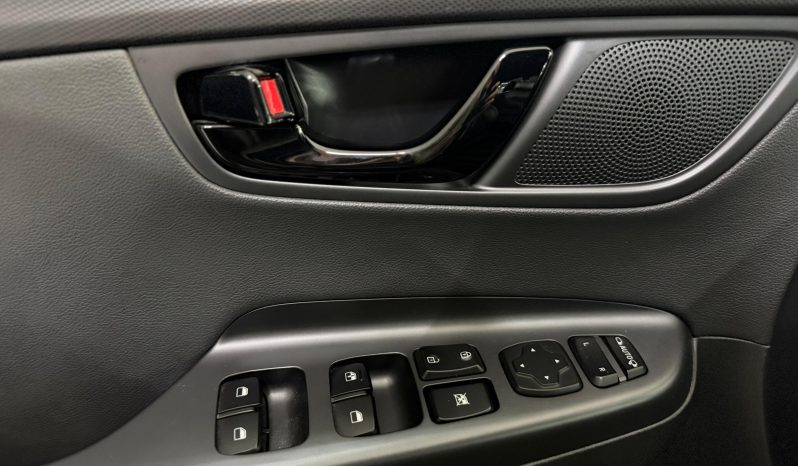 
								HYUNDAI Kona 1.0 TGDi Tecno 4×2 completo									