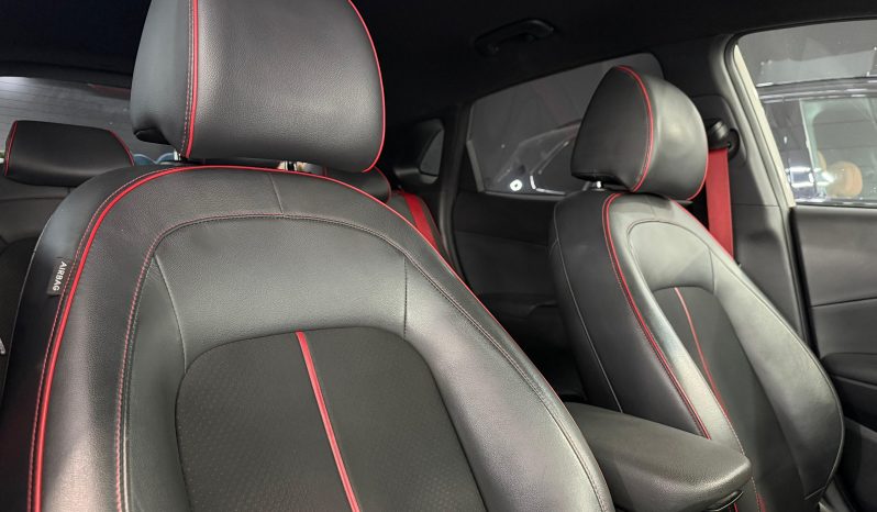 
								HYUNDAI Kona 1.0 TGDi Tecno 4×2 completo									