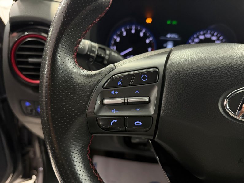 
								HYUNDAI Kona 1.0 TGDi Tecno 4×2 completo									