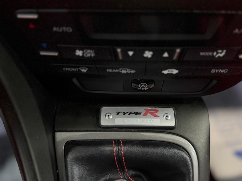 
								HONDA Civic 2.0 VTEC Turbo Type R GT completo									