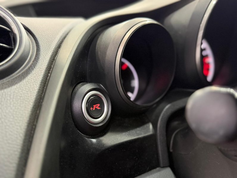 
								HONDA Civic 2.0 VTEC Turbo Type R GT completo									