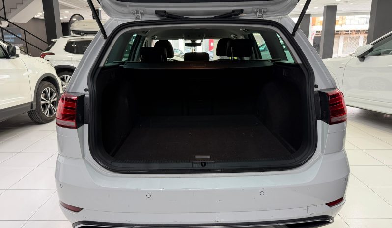 
								VOLKSWAGEN Golf Advance 2.0 TDI 150CV DSG Variant completo									