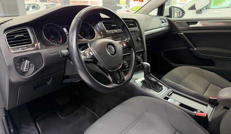 
								VOLKSWAGEN Golf Advance 2.0 TDI 150CV DSG Variant completo									
