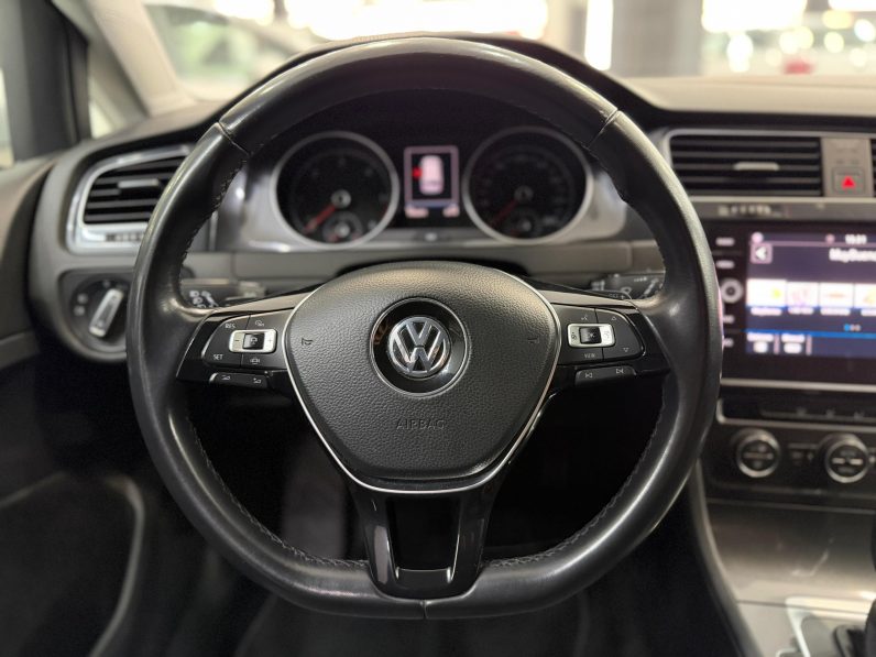 
								VOLKSWAGEN Golf Advance 2.0 TDI 150CV DSG Variant completo									