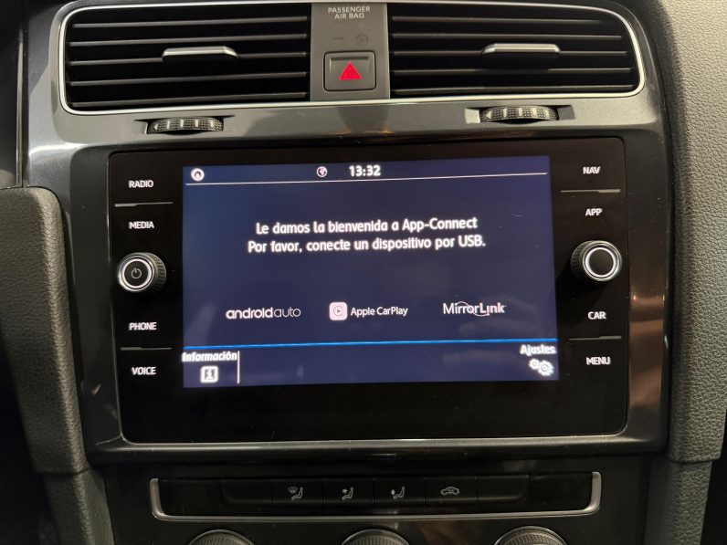 
								VOLKSWAGEN Golf Advance 2.0 TDI 150CV DSG Variant completo									