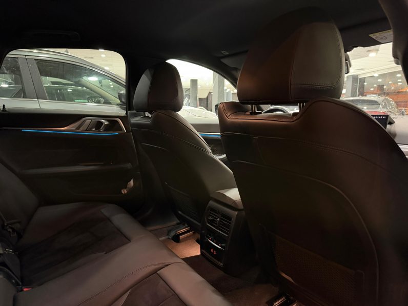 
								BMW Serie 4 420d Gran Coupe completo									