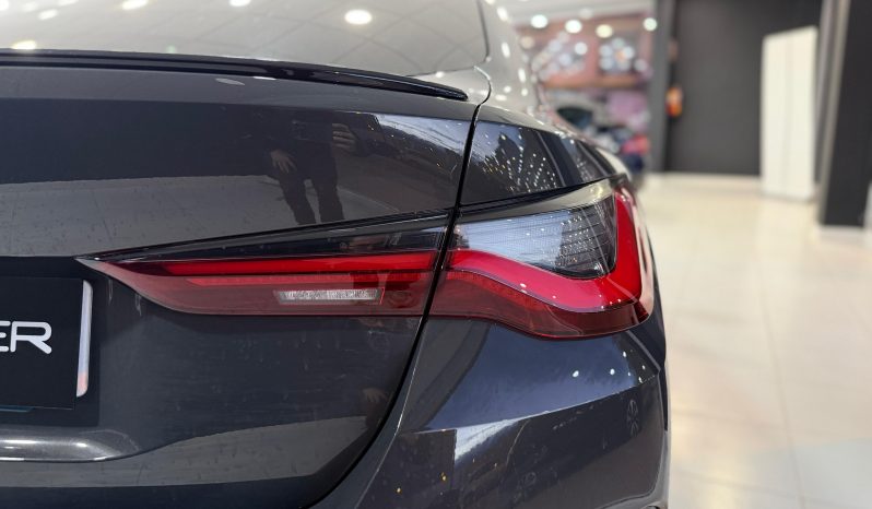 
								BMW Serie 4 420d Gran Coupe completo									