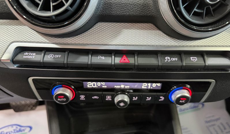 
								AUDI Q2 S line 35 TFSI S tronic completo									