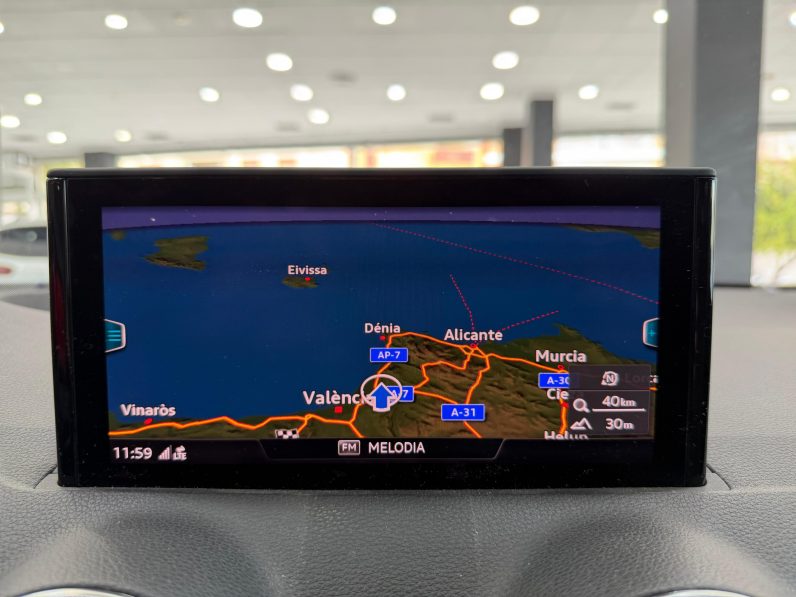 
								AUDI Q2 S line 35 TFSI S tronic completo									