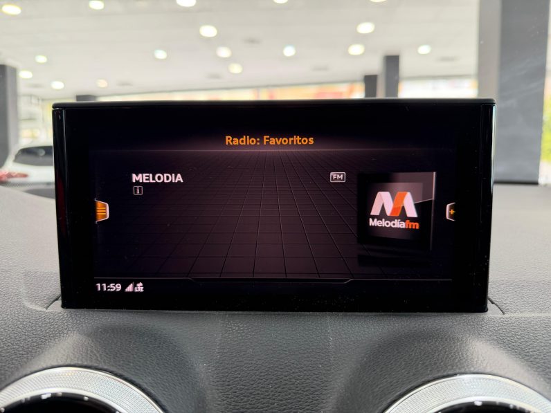 
								AUDI Q2 S line 35 TFSI S tronic completo									