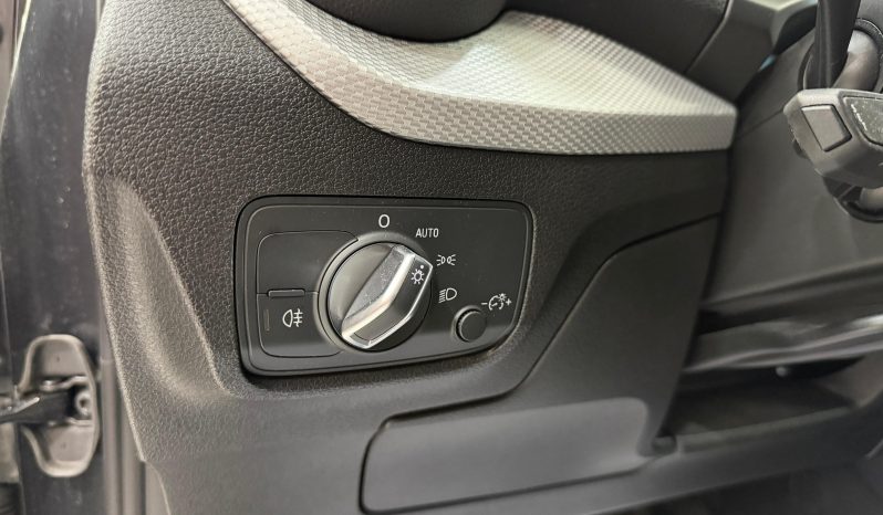 
								AUDI Q2 S line 35 TFSI S tronic completo									