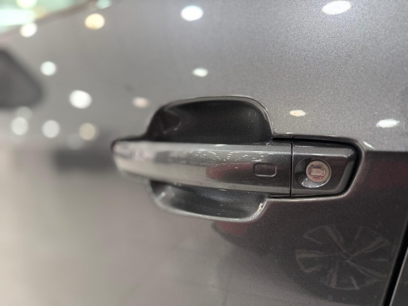 
								AUDI Q2 S line 35 TFSI S tronic completo									